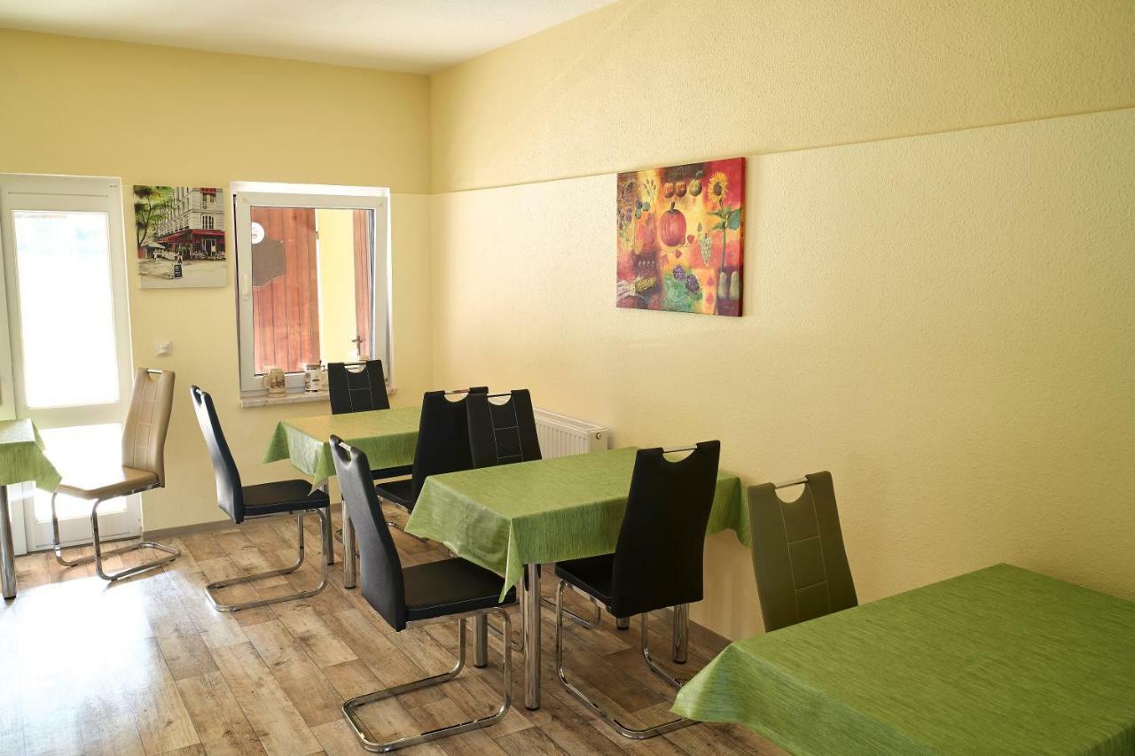 Pension Waldbad Dommitzsch Esterno foto
